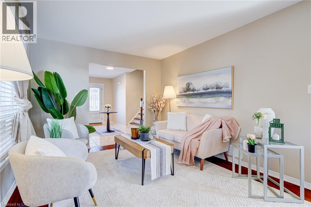 15 Claudette Gate, Hamilton, Ontario  L9B 2S3 - Photo 6 - 40801034