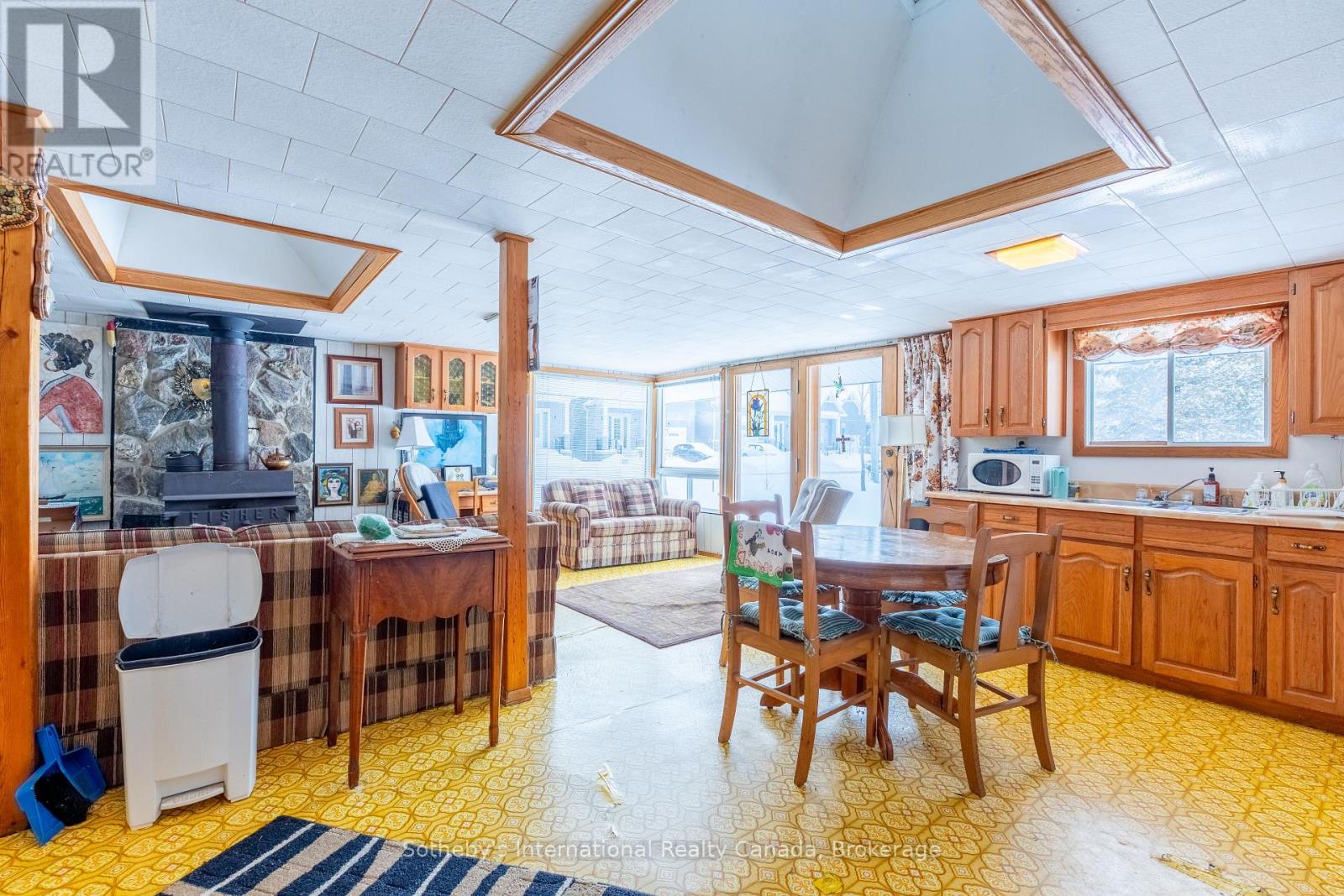 19 62nd Street S, Wasaga Beach, Ontario L9Z 1V5 - Photo 11 - S12731806