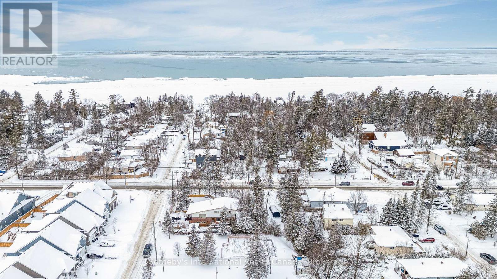 11 62nd Street S, Wasaga Beach, Ontario  L9Z 1V5 - Photo 8 - S12731894