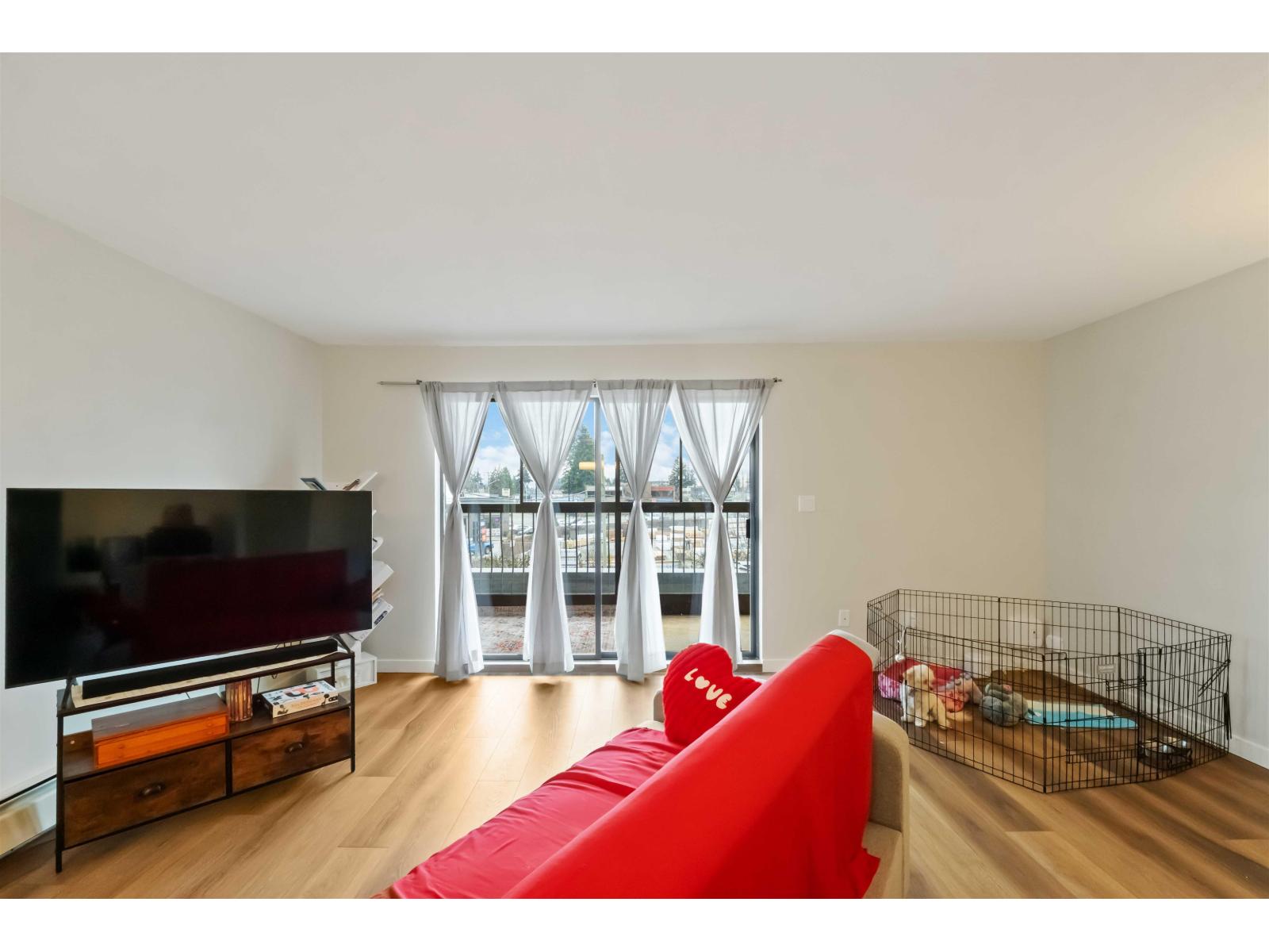 201 32119 Old Yale Road, Abbotsford, British Columbia  V2T 2C8 - Photo 5 - R3083381