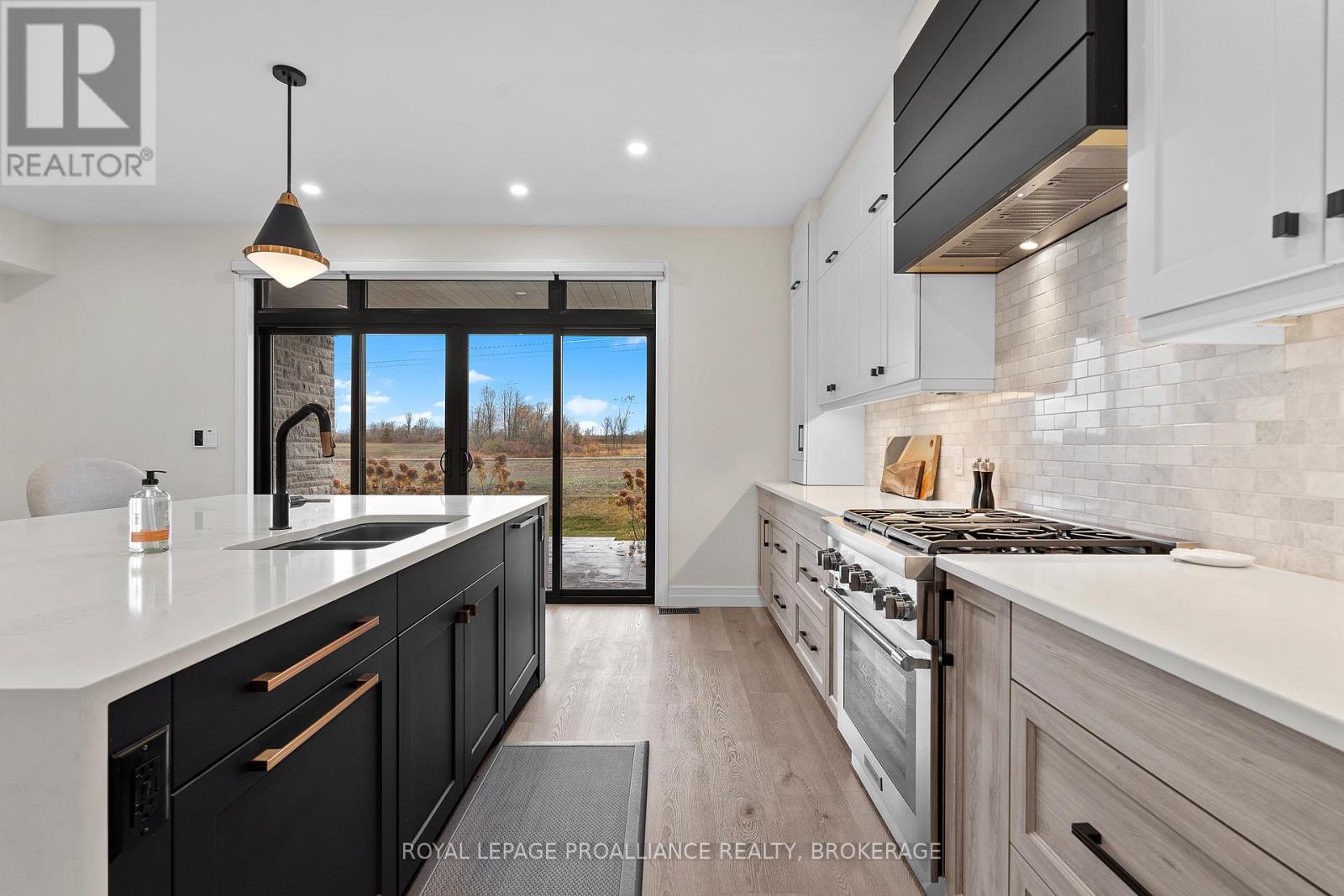 832 Windermere Drive, Kingston, Ontario K7P 0N5 - Photo 16 - X12731950