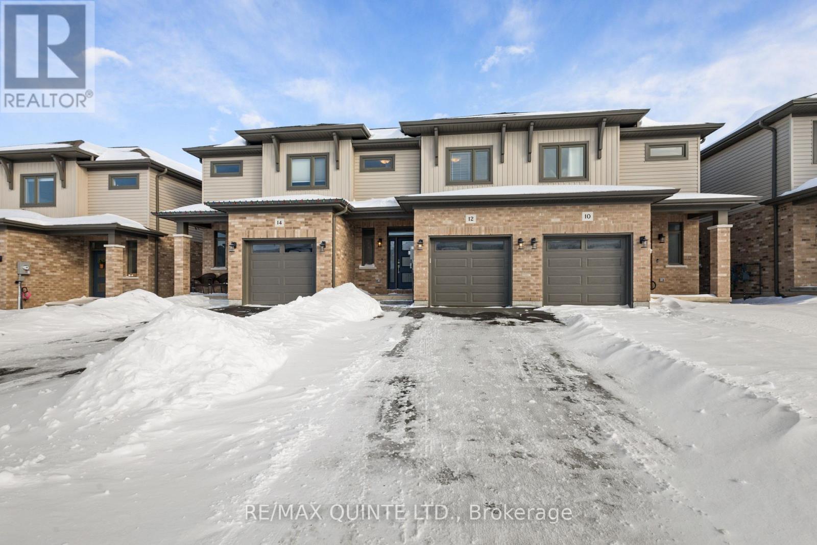 12 Otonabee Street, Belleville (Thurlow Ward), Ontario  K8N 0T3 - Photo 2 - X12731960