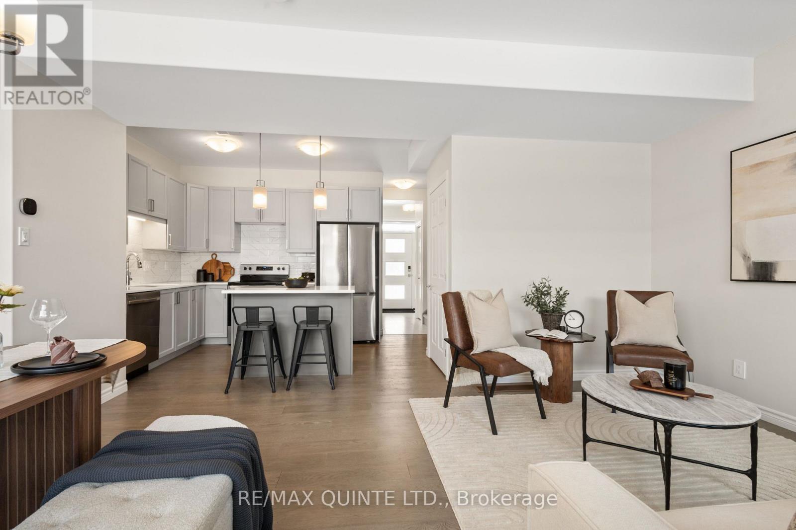 12 Otonabee Street, Belleville (Thurlow Ward), Ontario  K8N 0T3 - Photo 22 - X12731960