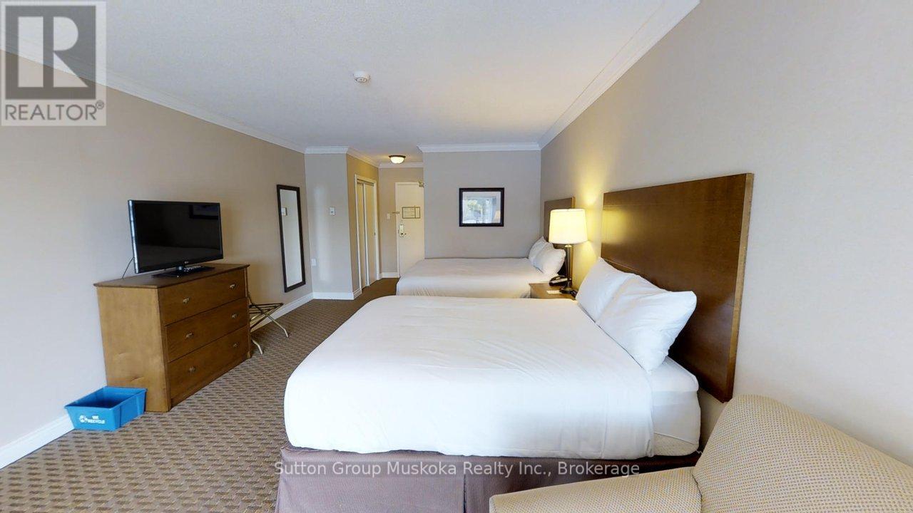 421 - 421 Bayshore - Deerhurst Drive, Huntsville, Ontario  P1H 2E8 - Photo 10 - X12731802