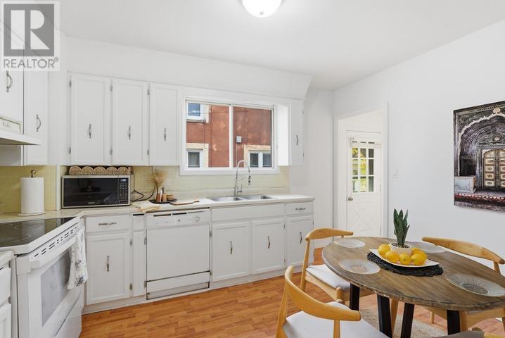 59 Mark St, Sault Ste. Marie, Ontario  P6A 3M1 - Photo 7 - SM260175