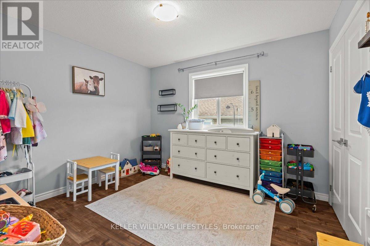 4008 Edward Street, Petrolia, Ontario  N0N 1R0 - Photo 23 - X12731810