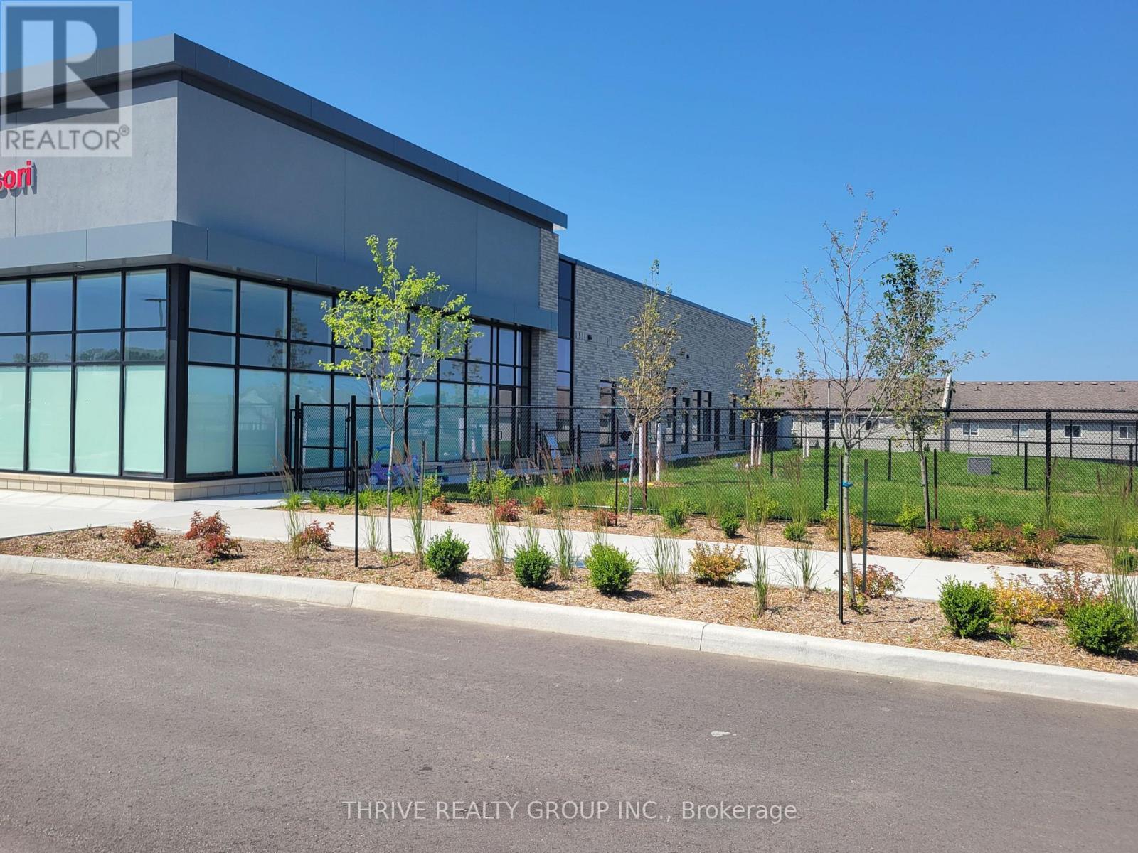 1070 Rest Acres Road, Brant, Ontario  N3L 0B5 - Photo 3 - X12731912