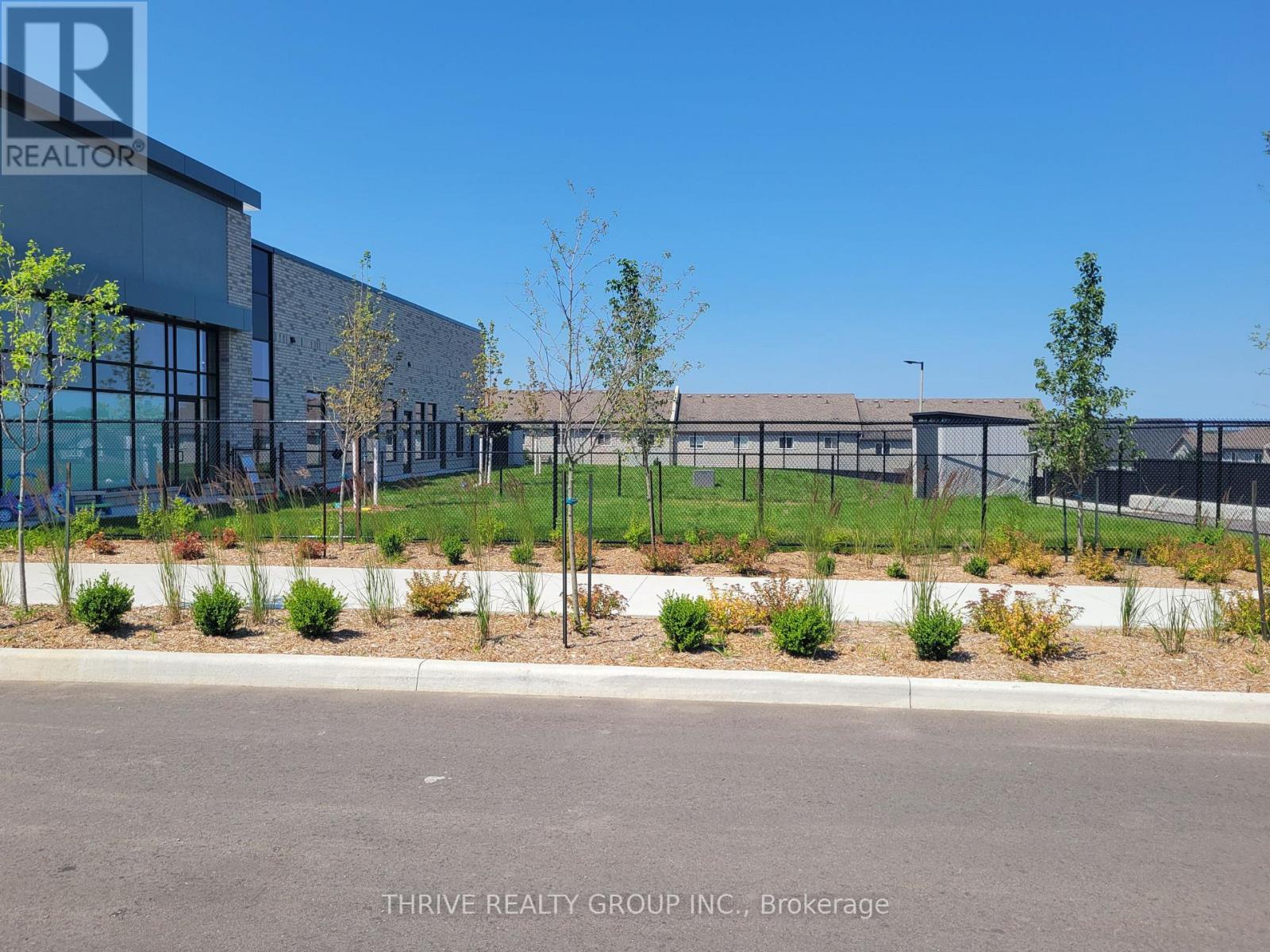 1070 Rest Acres Road, Brant, Ontario  N3L 0B5 - Photo 4 - X12731912