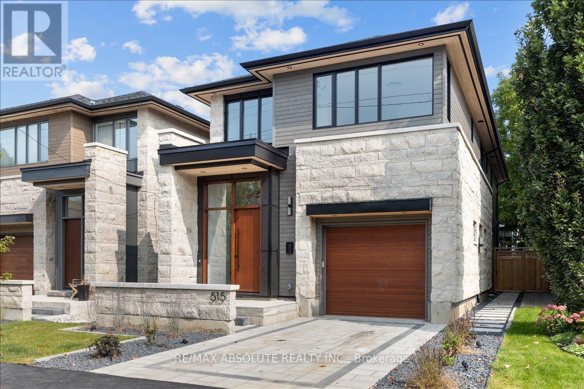 515 Roosevelt Avenue, Ottawa, Ontario  K2A 1Z9 - Photo 2 - X12731826