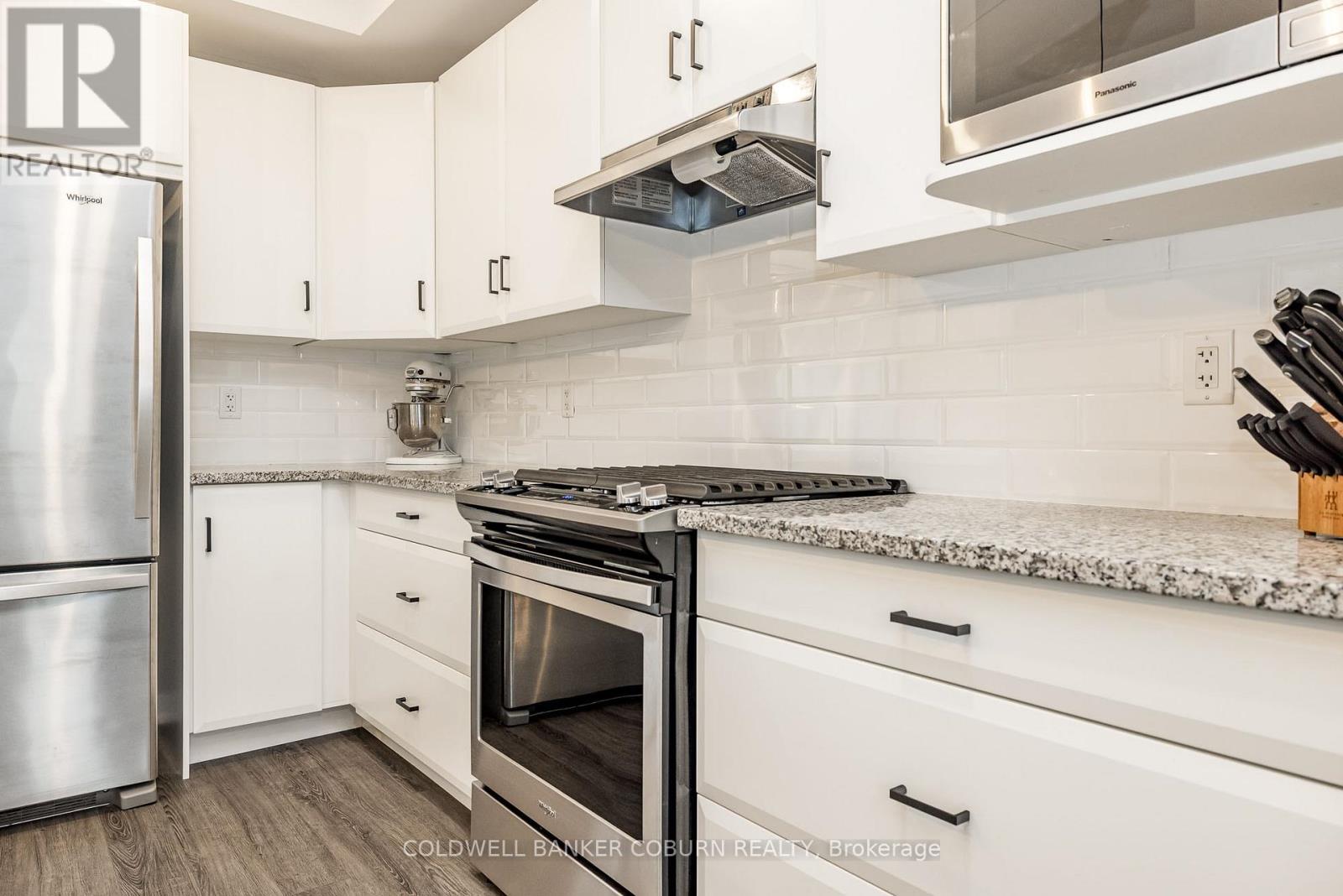 161 Jardiniere Street, Ottawa, Ontario  K2S 2K1 - Photo 14 - X12731832