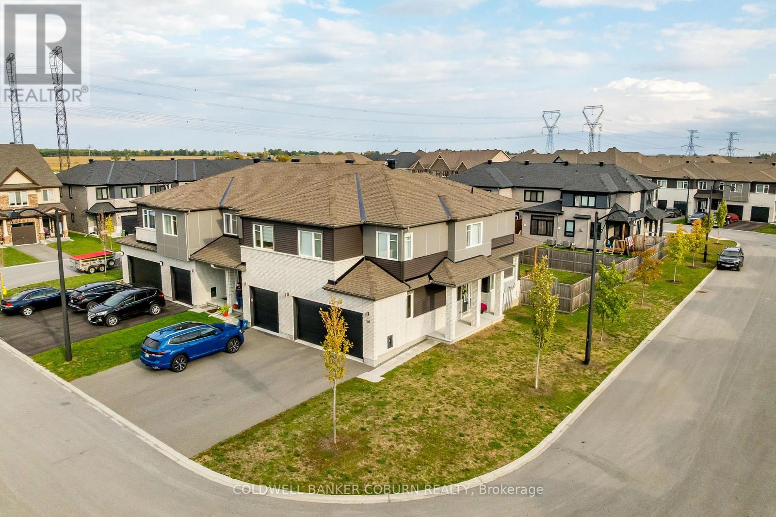 161 Jardiniere Street, Ottawa, Ontario  K2S 2K1 - Photo 3 - X12731832