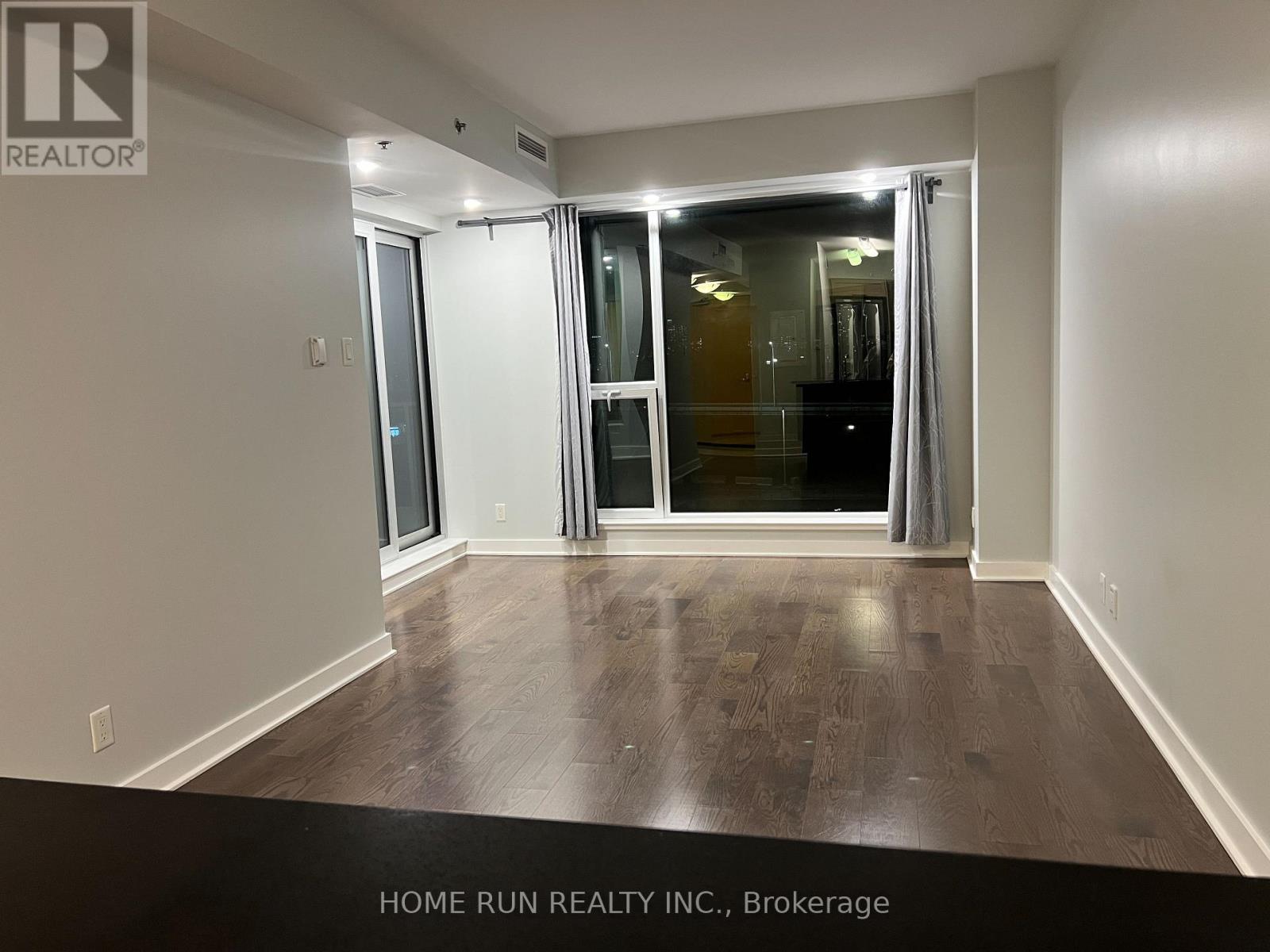 520 - 300c Lett Street, Ottawa, Ontario  K1R 0B8 - Photo 10 - X12732020