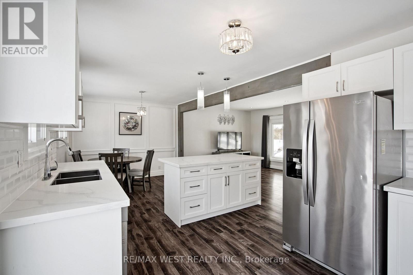 19113 Highway 48, East Gwillimbury, Ontario  L0G 1M0 - Photo 3 - N12730514