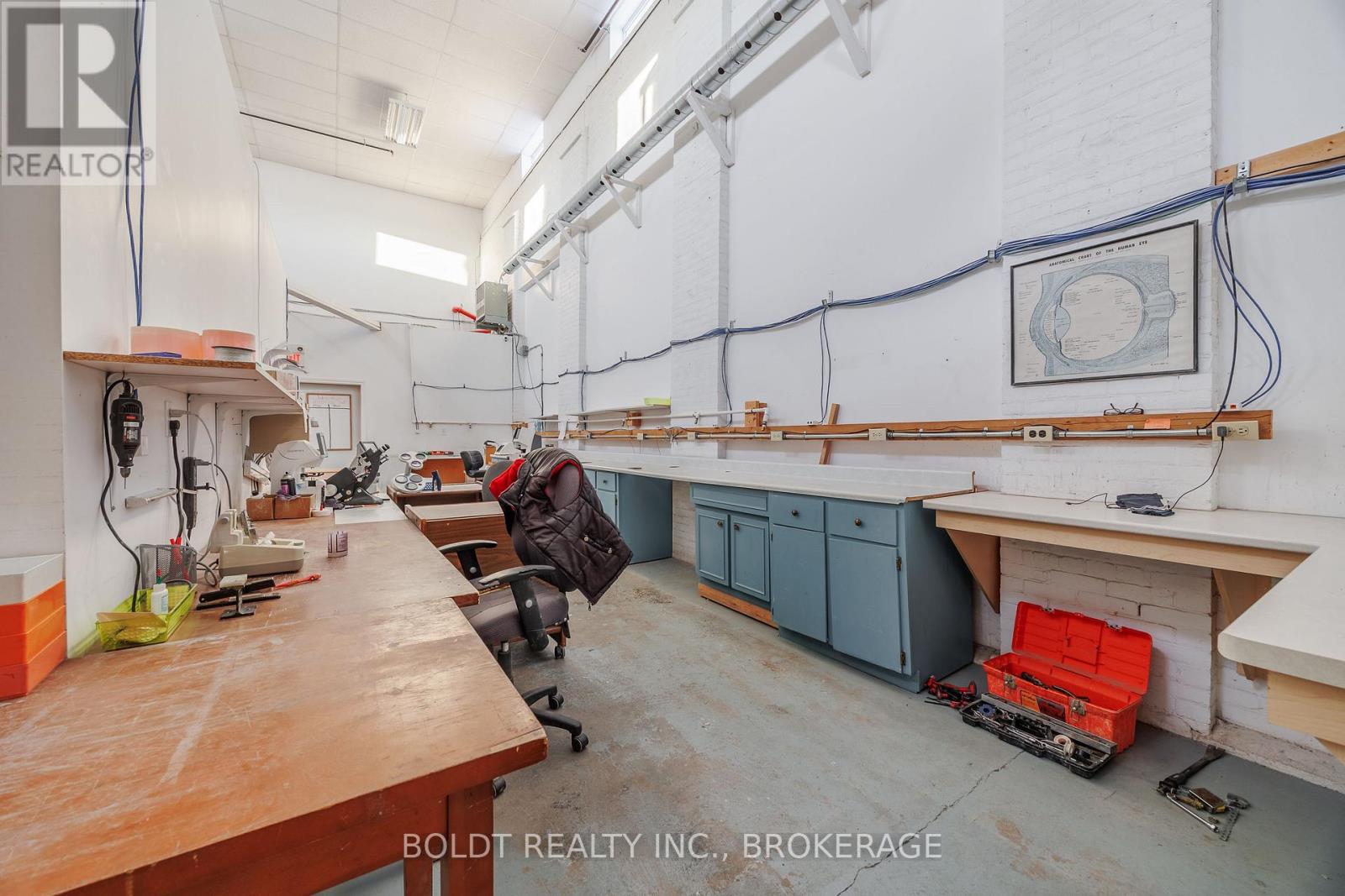 120 - 325 Welland Avenue, St. Catharines, Ontario  L2R 2R2 - Photo 13 - X12731962