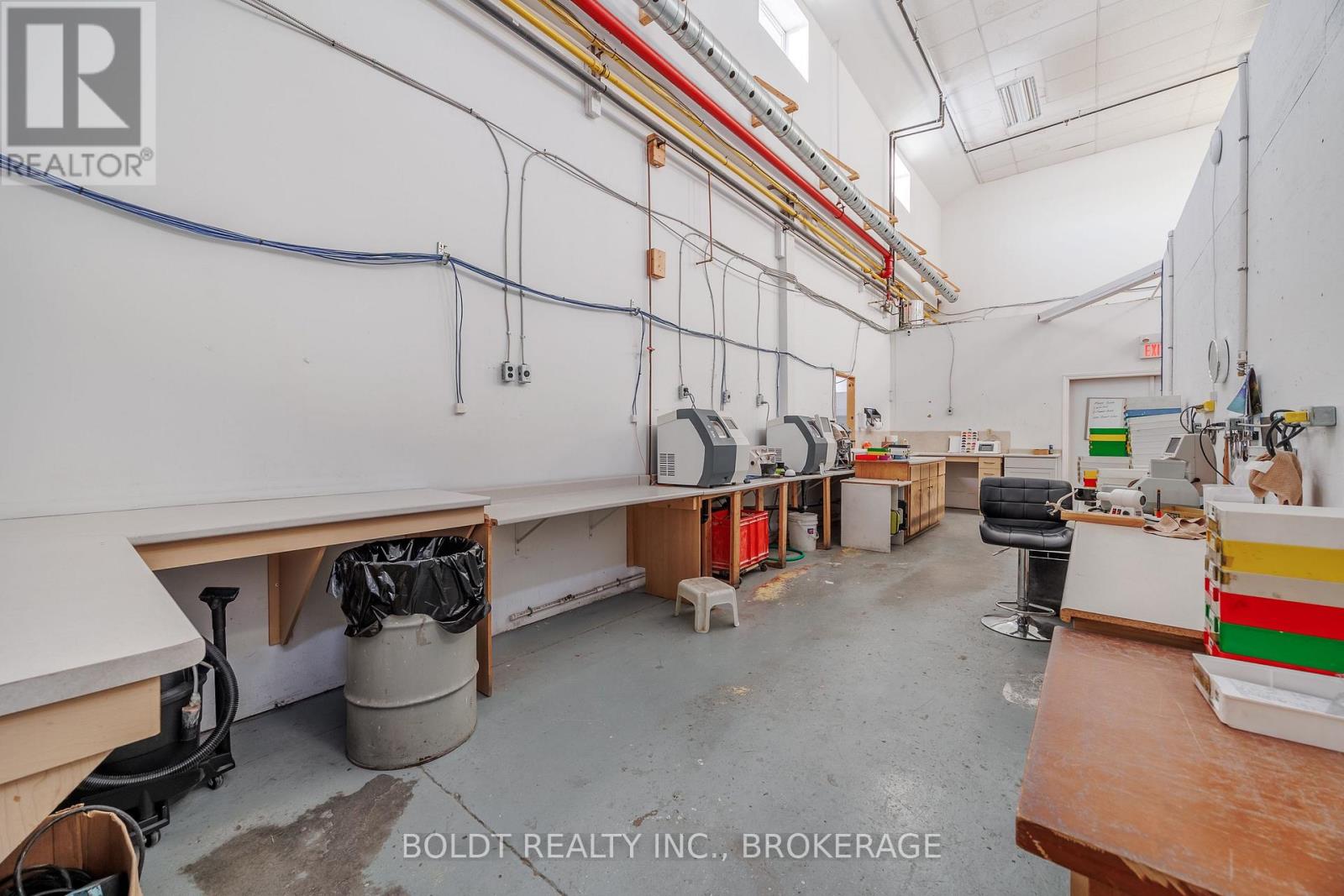 120 - 325 Welland Avenue, St. Catharines, Ontario  L2R 2R2 - Photo 14 - X12731962