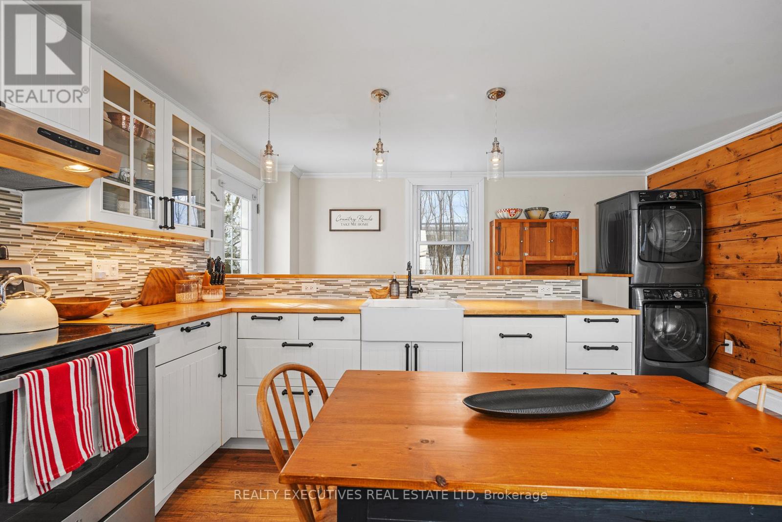 487 Clarence Street, North Dundas, Ontario  K0C 2K0 - Photo 4 - X12731916