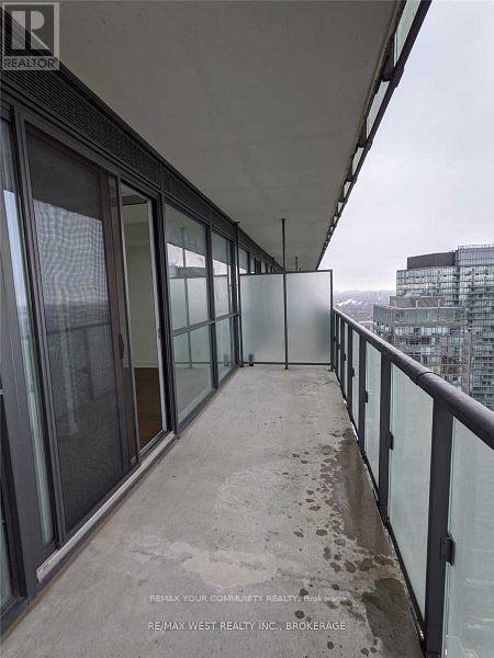 4807 - 15 Grenville Street, Toronto, Ontario  M4Y 0B9 - Photo 10 - C12731792