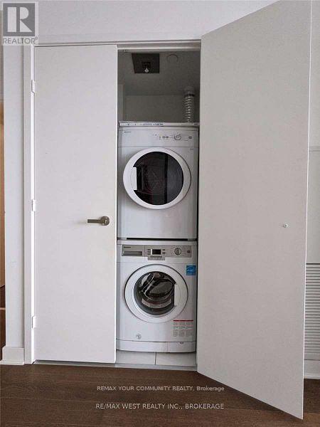 4807 - 15 Grenville Street, Toronto, Ontario  M4Y 0B9 - Photo 13 - C12731792