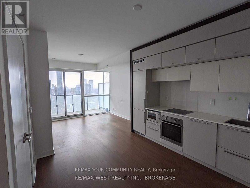 4807 - 15 Grenville Street, Toronto, Ontario  M4Y 0B9 - Photo 2 - C12731792