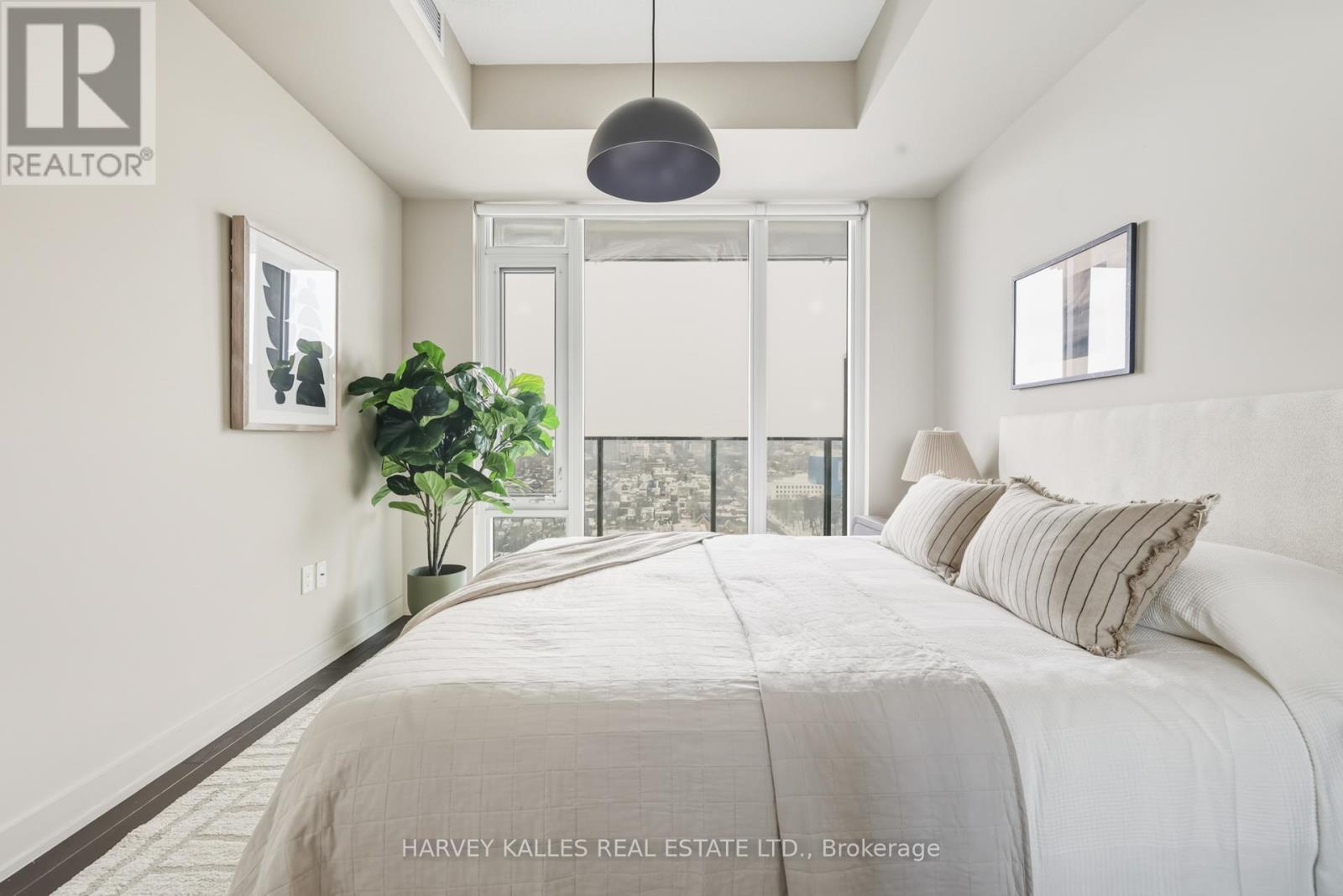 2209 - 330 Richmond Street W, Toronto, Ontario  M5V 1X2 - Photo 13 - C12731824