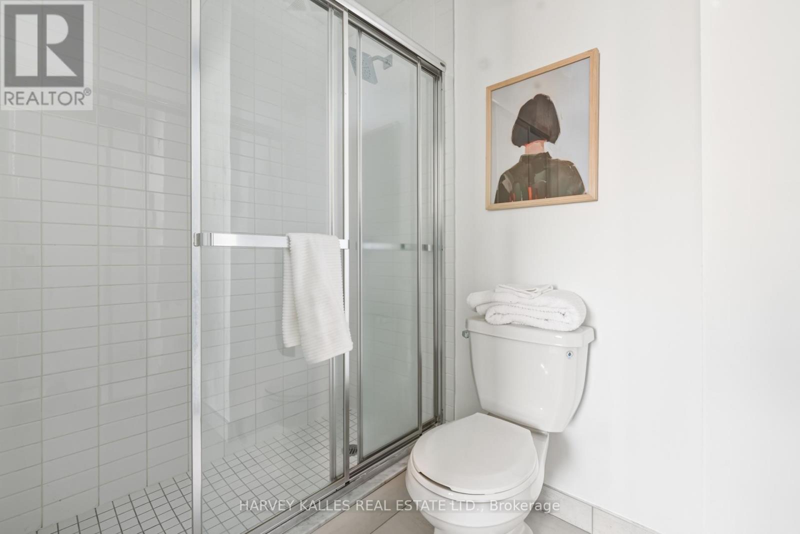 2209 - 330 Richmond Street W, Toronto, Ontario  M5V 1X2 - Photo 19 - C12731824