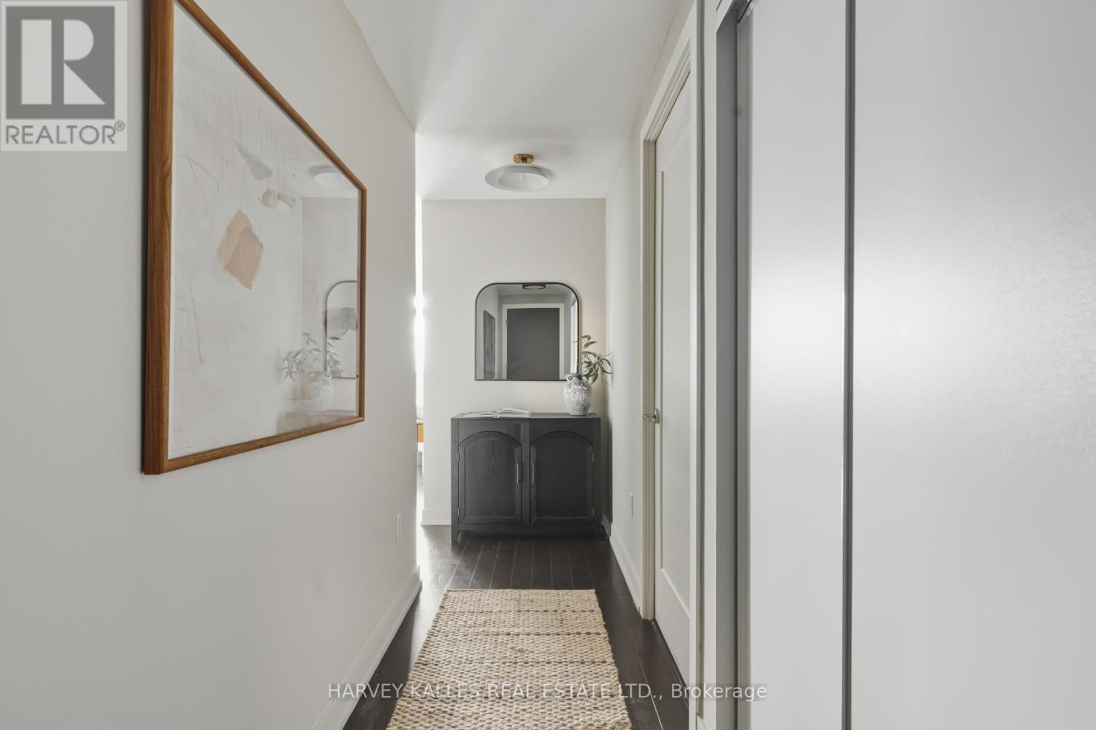 2209 - 330 Richmond Street W, Toronto, Ontario  M5V 1X2 - Photo 21 - C12731824