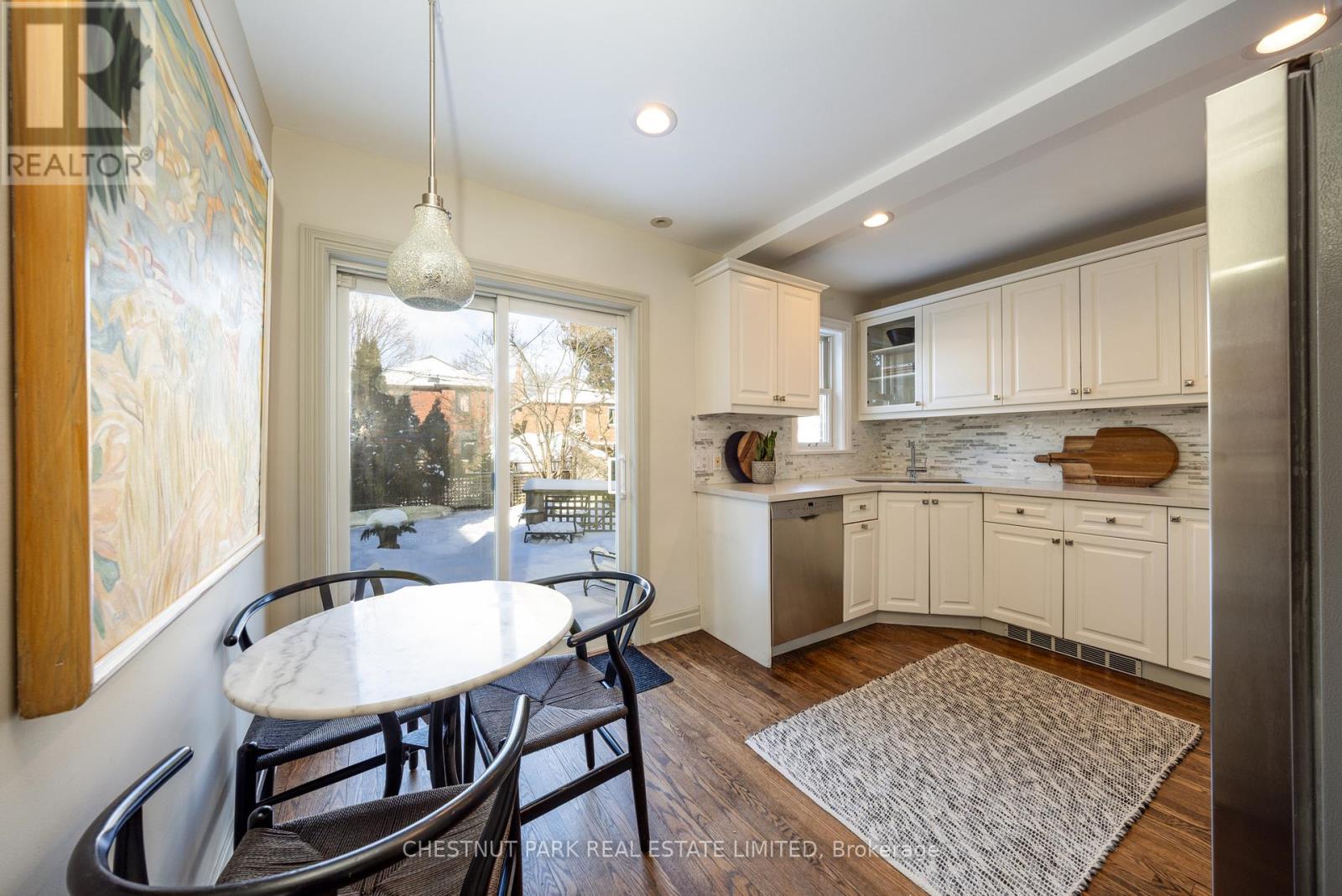 38 Mcrae Drive, Toronto, Ontario  M4G 1R9 - Photo 11 - C12731966