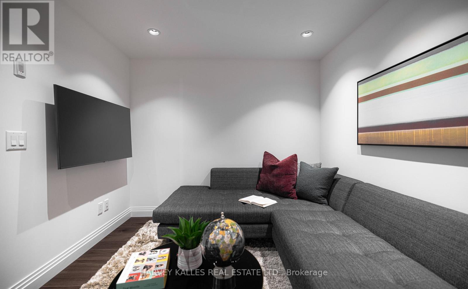 123 - 1 Benvenuto Place, Toronto, Ontario  M4V 2L1 - Photo 23 - C12731998