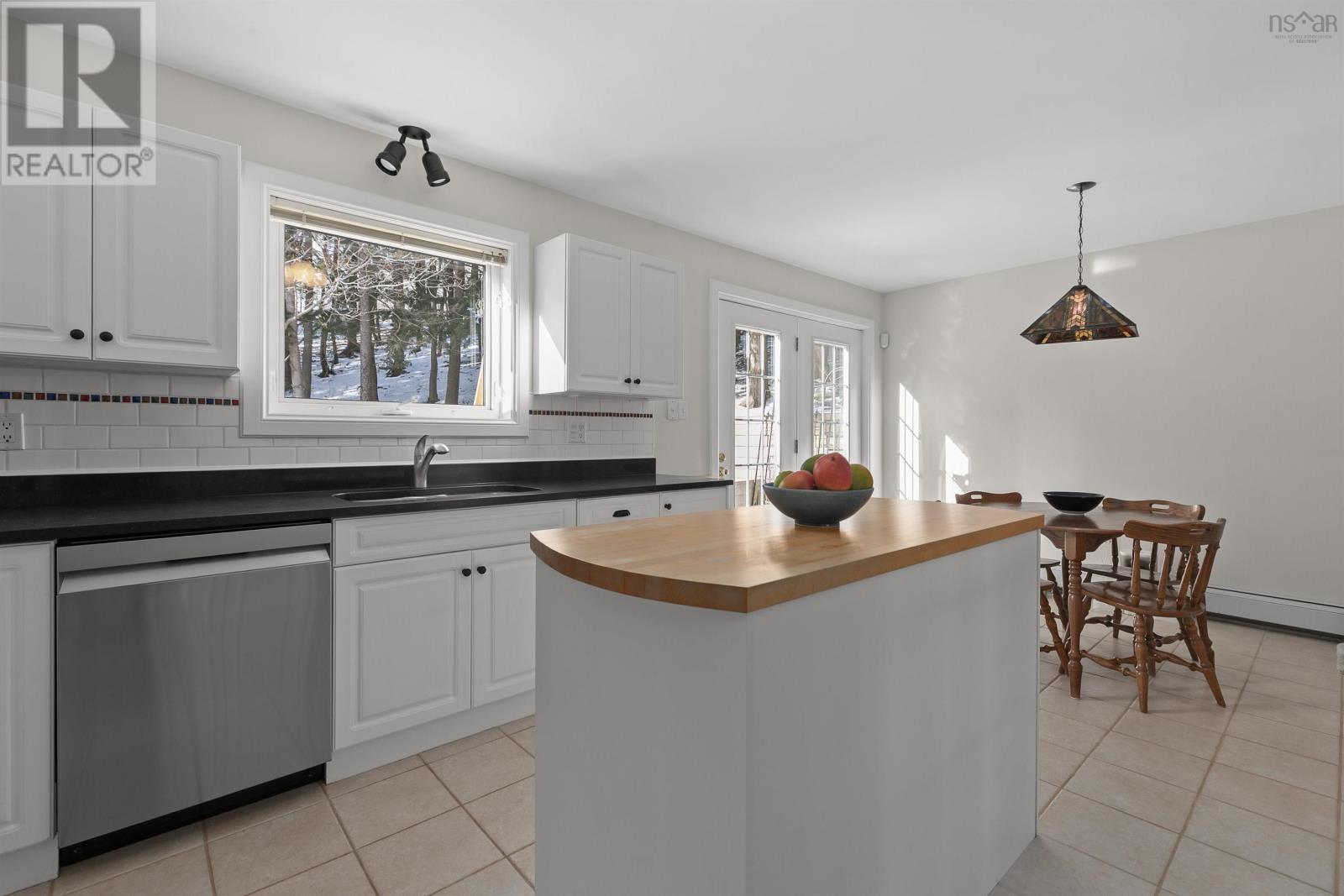 100 Anchor Drive, Halifax, Nova Scotia  B3N 3E1 - Photo 12 - 202601540