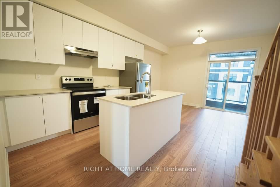 436 Okanagan Path, Oshawa, Ontario  L1H 0B1 - Photo 3 - E12731862