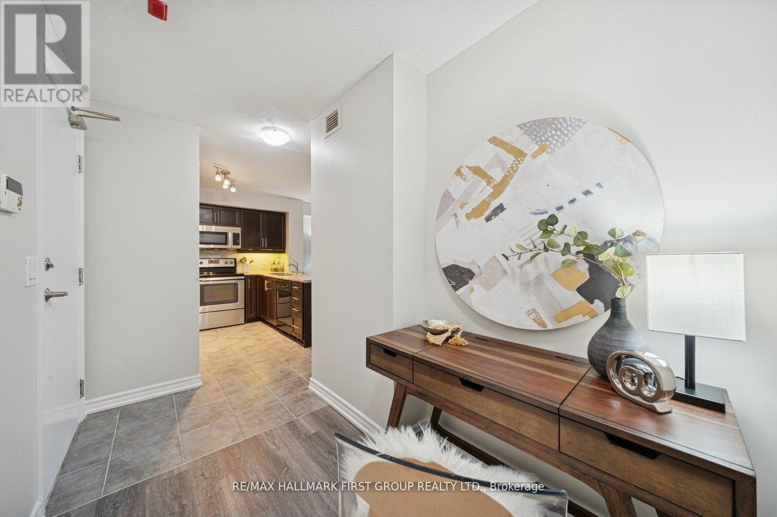 406 - 1600 Charles Street, Whitby, Ontario  L1N 0G4 - Photo 6 - E12732008