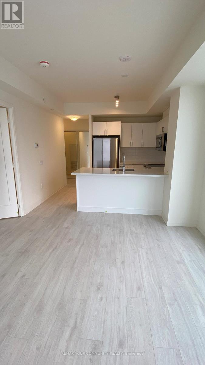 1404 - 8960 Jane Street E, Vaughan, Ontario  L4K 0N9 - Photo 2 - N12731876