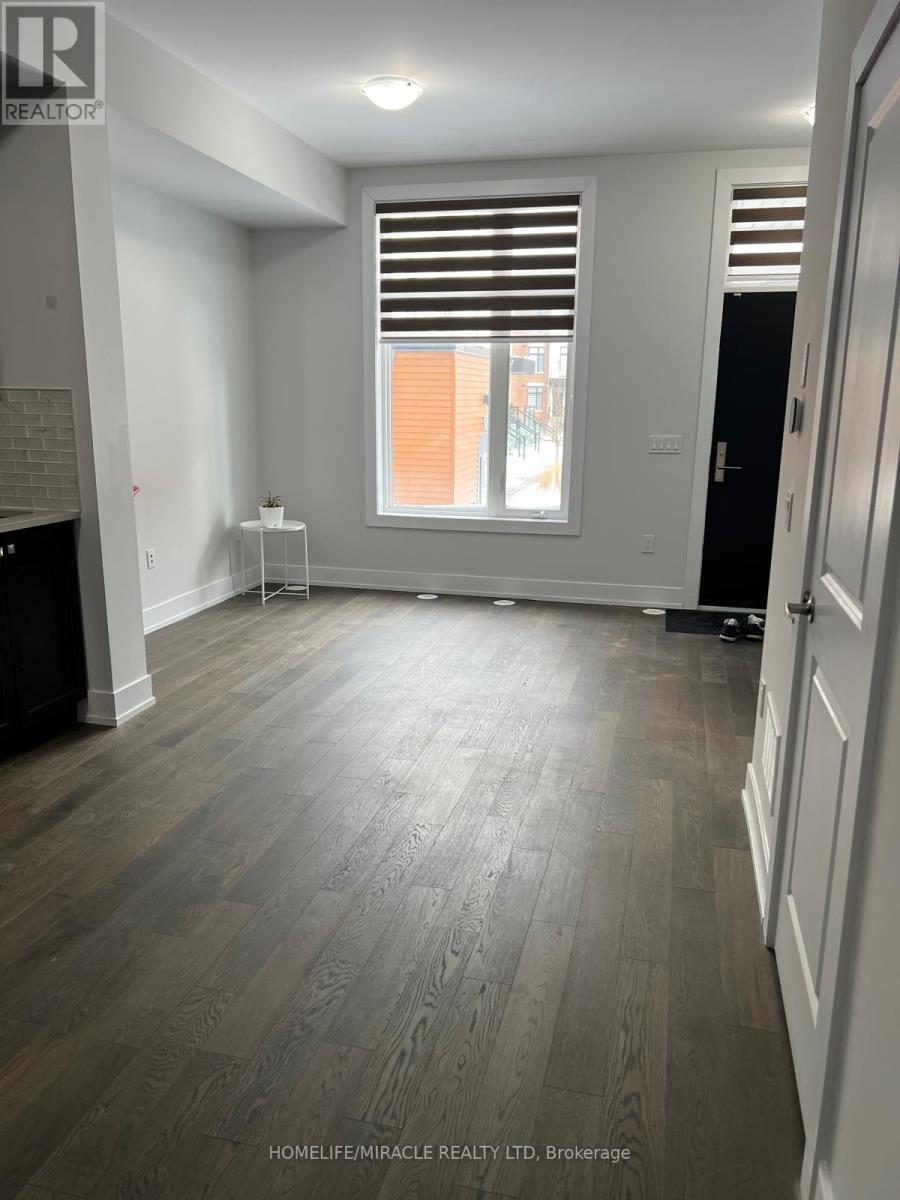 135 - 9580 ISLINGTON AVENUE, Vaughan, Ontario