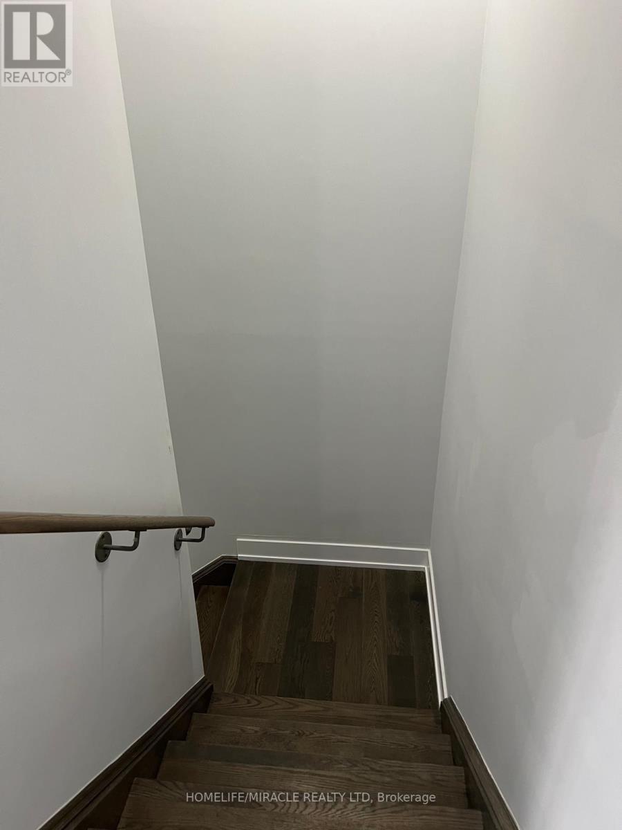 135 - 9580 Islington Avenue, Vaughan, Ontario  L4H 5E8 - Photo 13 - N12731886