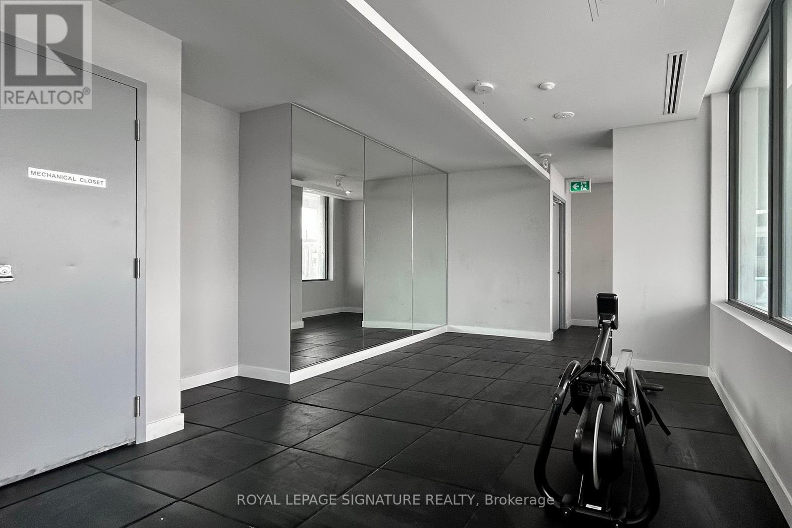 2209 - 2920 Hwy 7, Vaughan, Ontario  L4K 0P4 - Photo 38 - N12731964