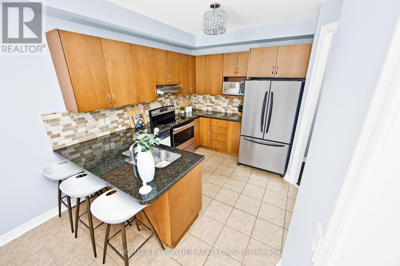 64 - 280 Paradelle Drive, Richmond Hill, Ontario  L4E 0E1 - Photo 8 - N12731972