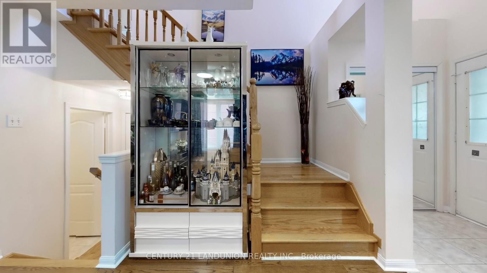 10 Majestic Drive, Markham, Ontario  L6C 2B2 - Photo 23 - N12732002