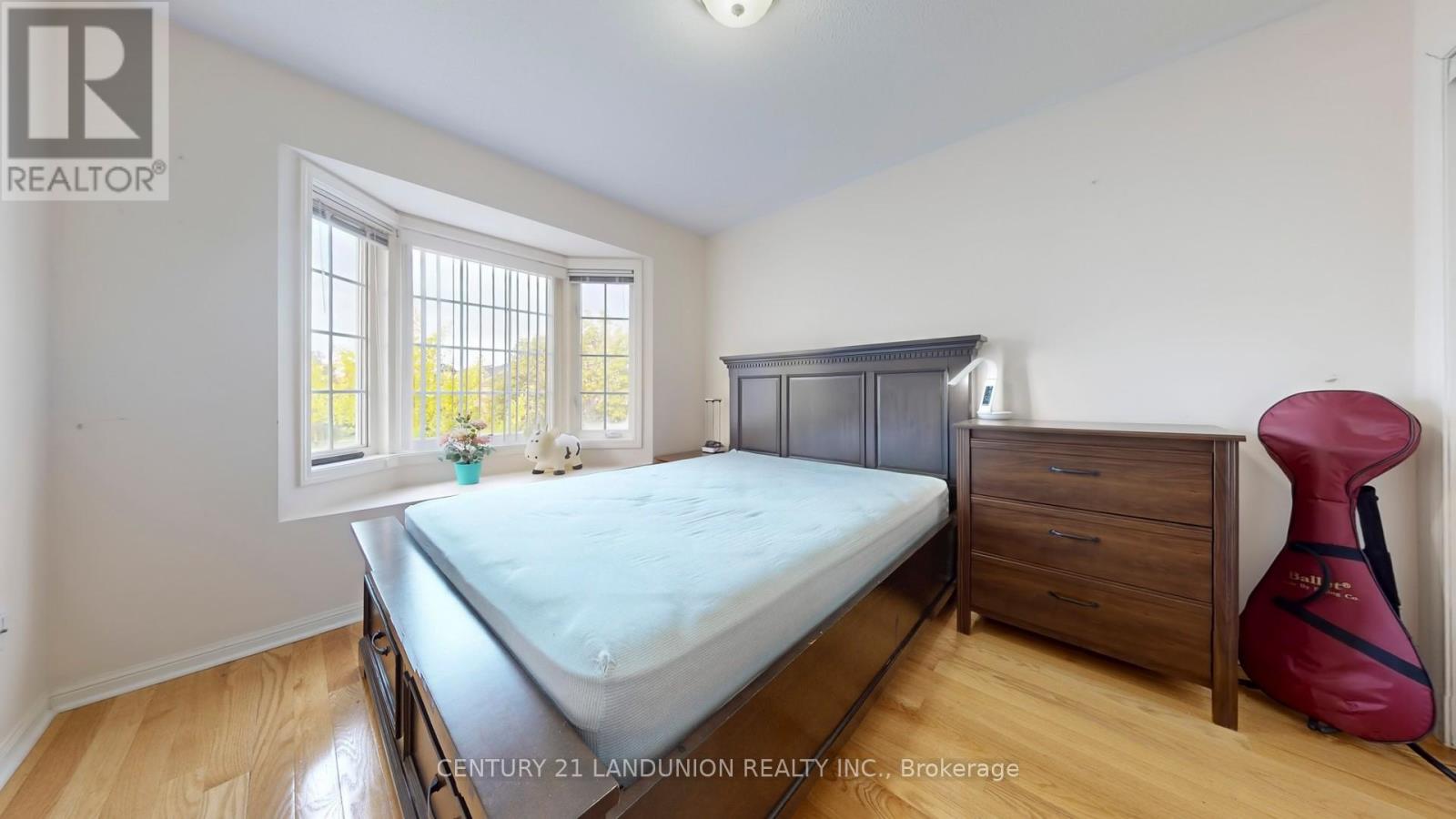 10 Majestic Drive, Markham, Ontario  L6C 2B2 - Photo 37 - N12732002