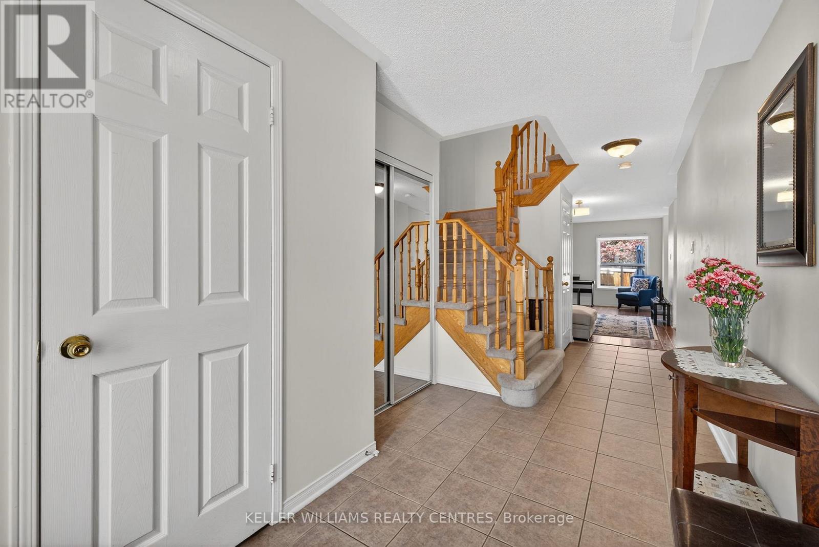 70 Burgess Crescent, Newmarket, Ontario  L3X 2T7 - Photo 6 - N12732022
