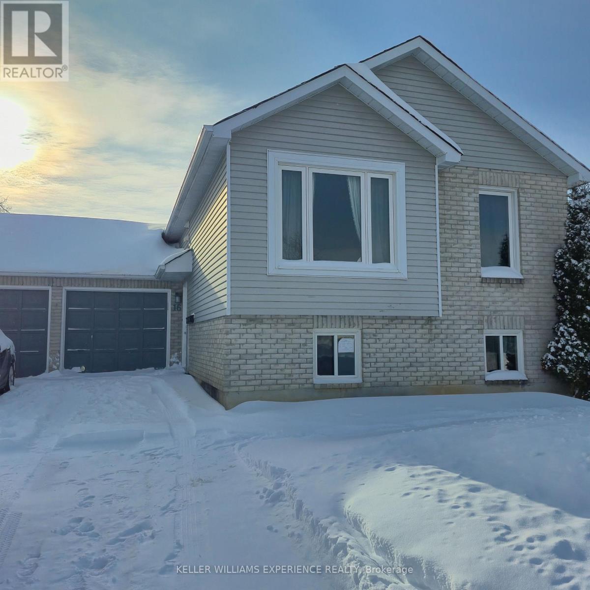 16 HERRELL AVENUE, barrie (painswick north), Ontario