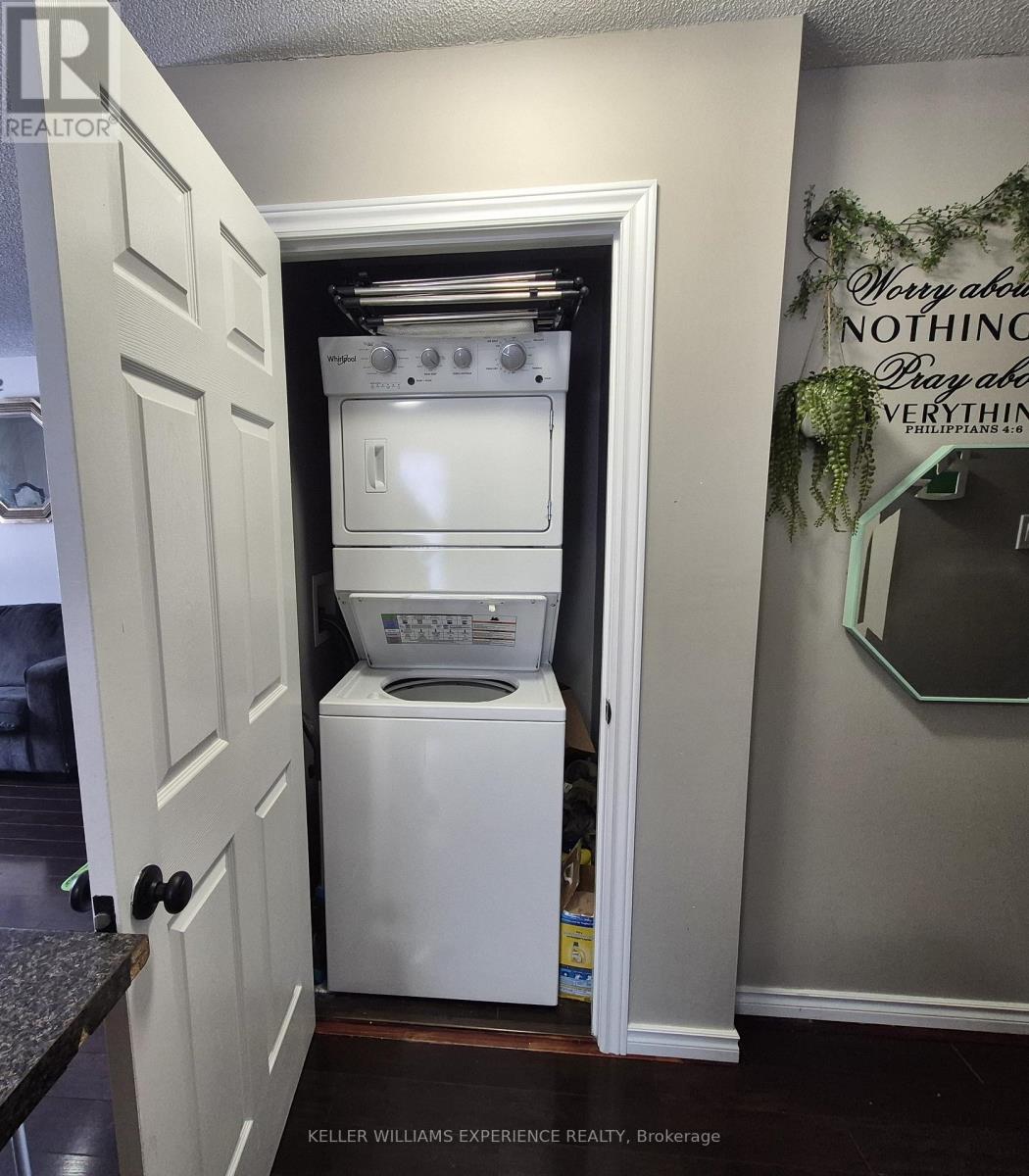 16 Herrell Avenue, Barrie (Painswick North), Ontario  L4N 6T5 - Photo 11 - S12731836