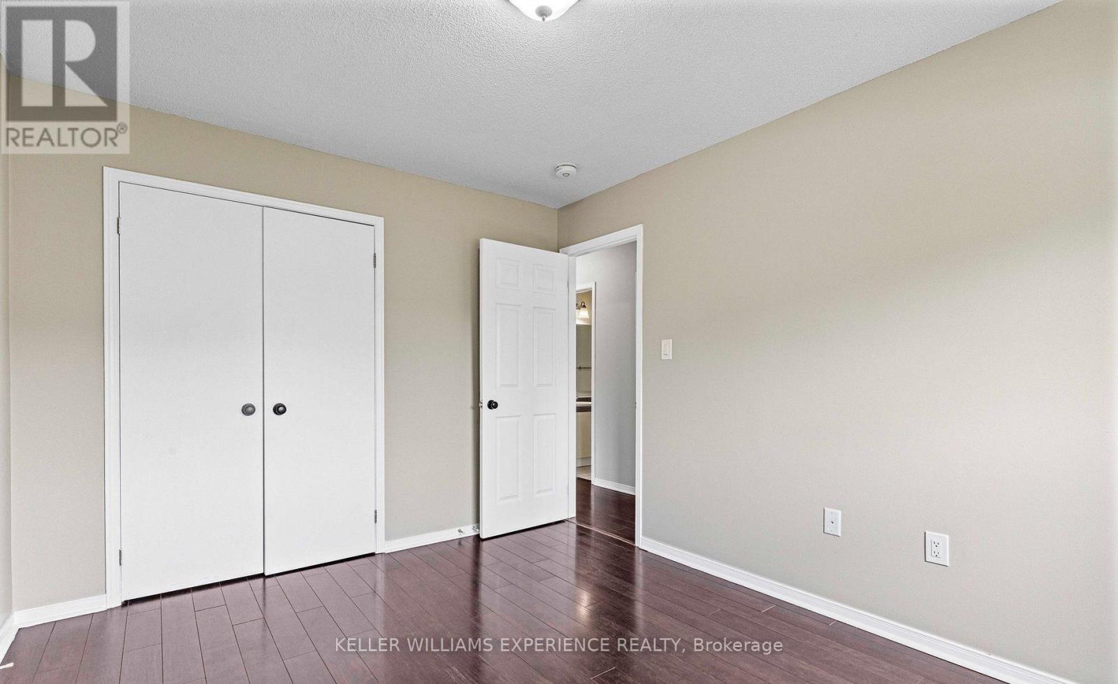 16 Herrell Avenue, Barrie (Painswick North), Ontario  L4N 6T5 - Photo 7 - S12731836