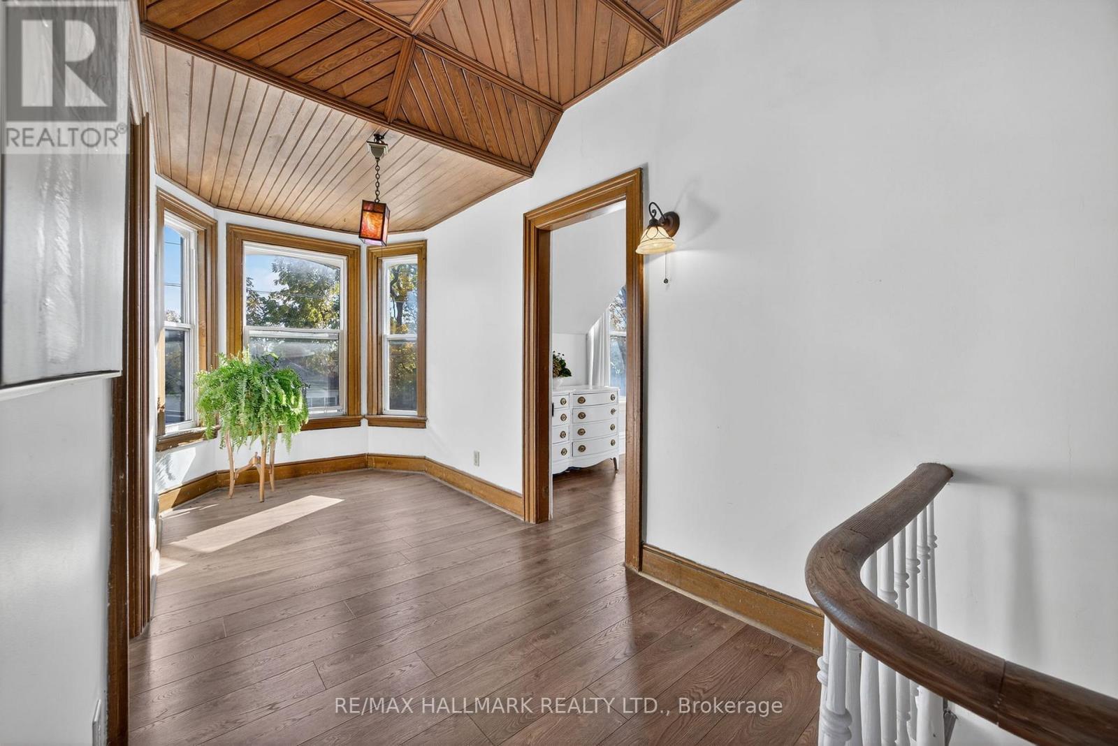 84 Wellington Street E, Barrie (Wellington), Ontario  L4M 3K9 - Photo 14 - S12731924