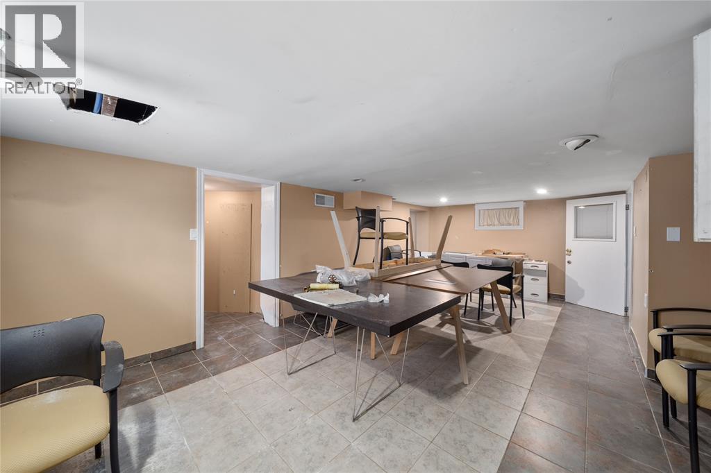 169 Christina Street South, Sarnia, Ontario  N7T 2M9 - Photo 31 - 26002013