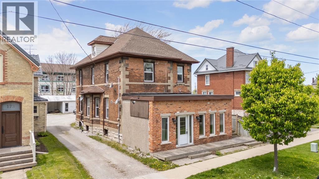 169 CHRISTINA STREET South, Sarnia, Ontario