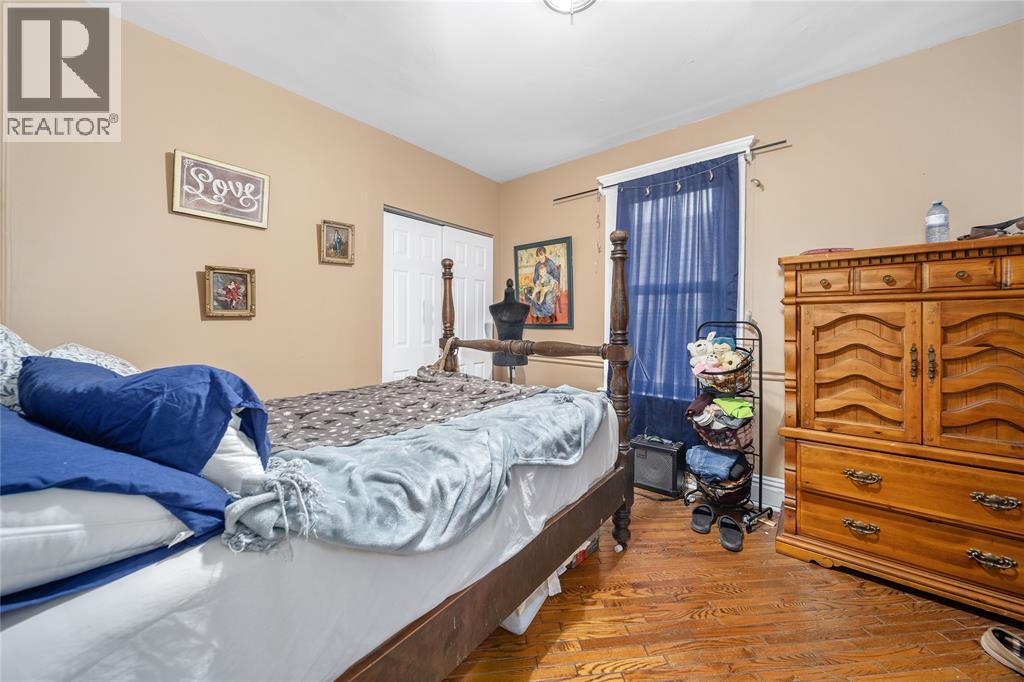 169 Christina Street South, Sarnia, Ontario  N7T 2M9 - Photo 11 - 26002010