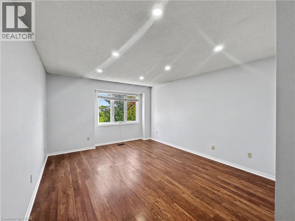 2215 Cleaver Avenue Unit# 22, Burlington, Ontario  L7M 4C5 - Photo 13 - 40801033