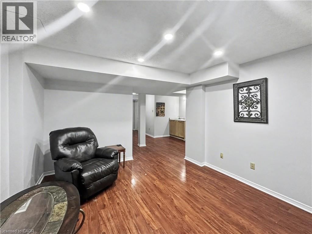 2215 Cleaver Avenue Unit# 22, Burlington, Ontario  L7M 4C5 - Photo 23 - 40801033