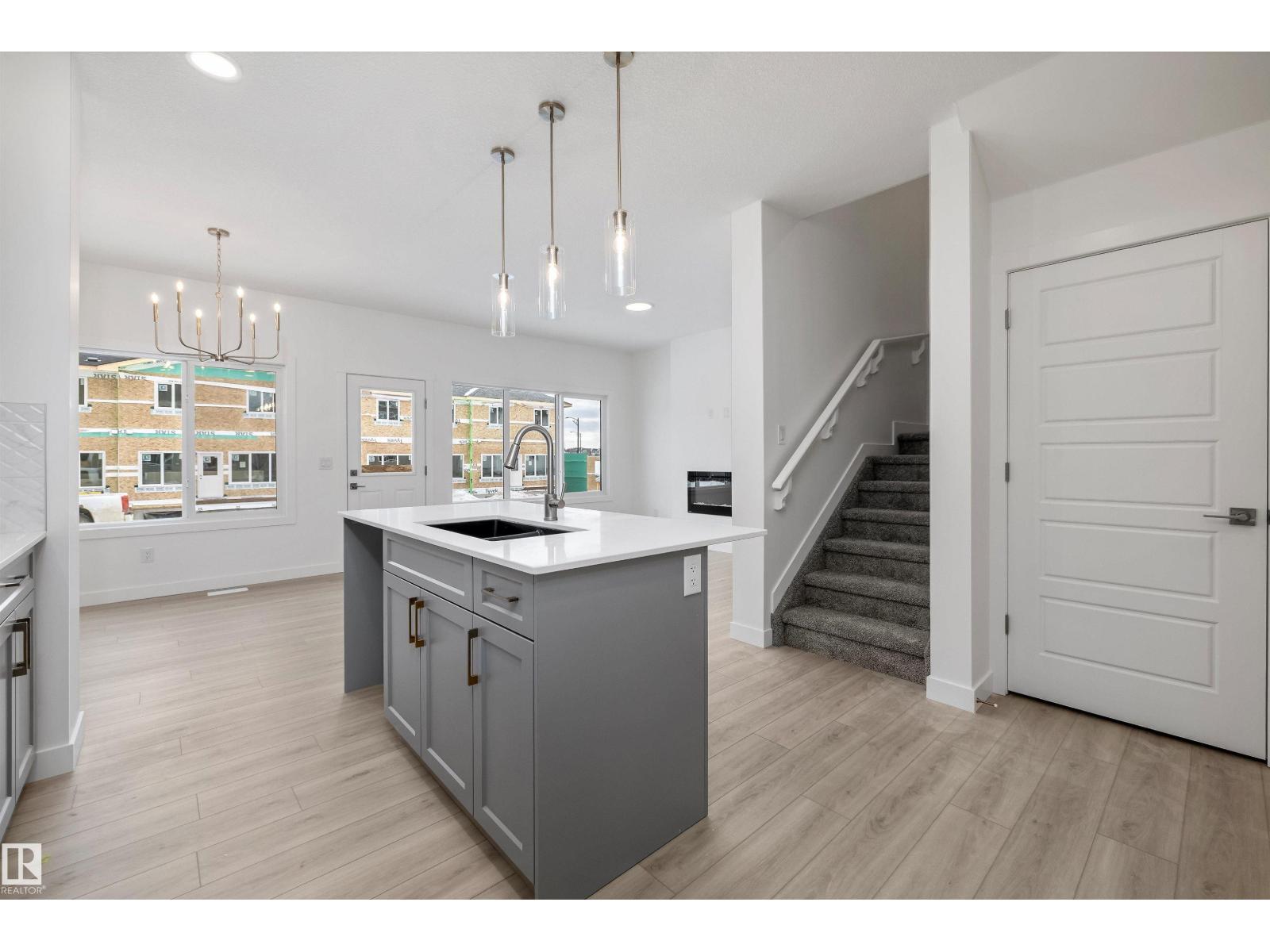 921 19 Av Nw, Edmonton, Alberta  T6T 2X4 - Photo 13 - E4470952