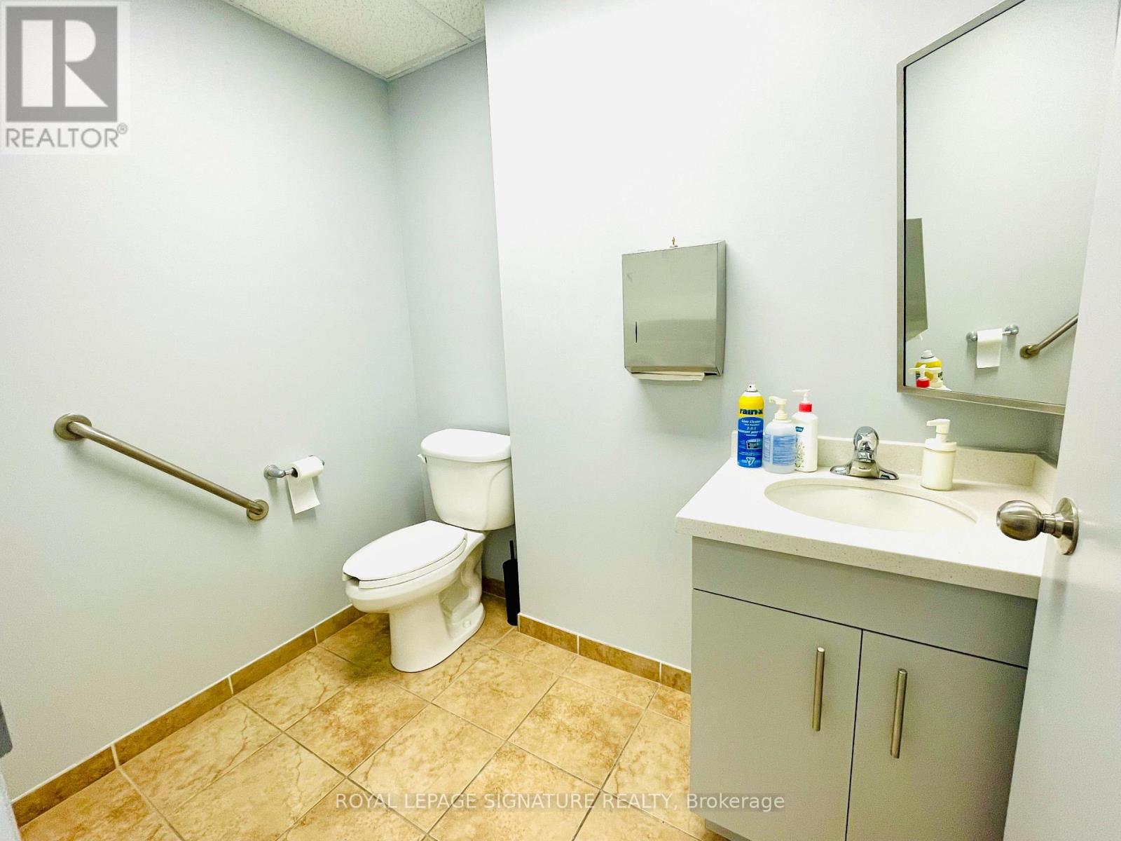 15u #2 - 951 Wilson Avenue, Toronto, Ontario  M3K 2A7 - Photo 6 - W12731808